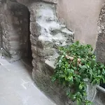Casa Nella Roccia Vakantiehuis *