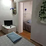 Casa Nella Roccia *