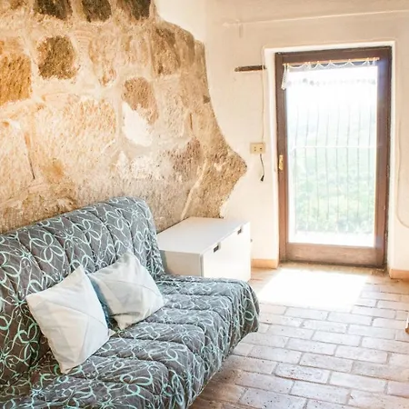 Semesterbostad Casa Nella Roccia *