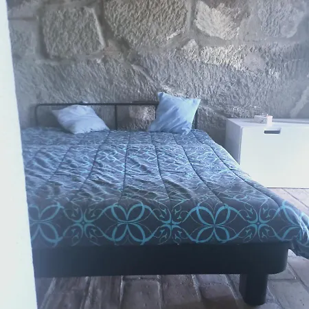 Casa Nella Roccia *
